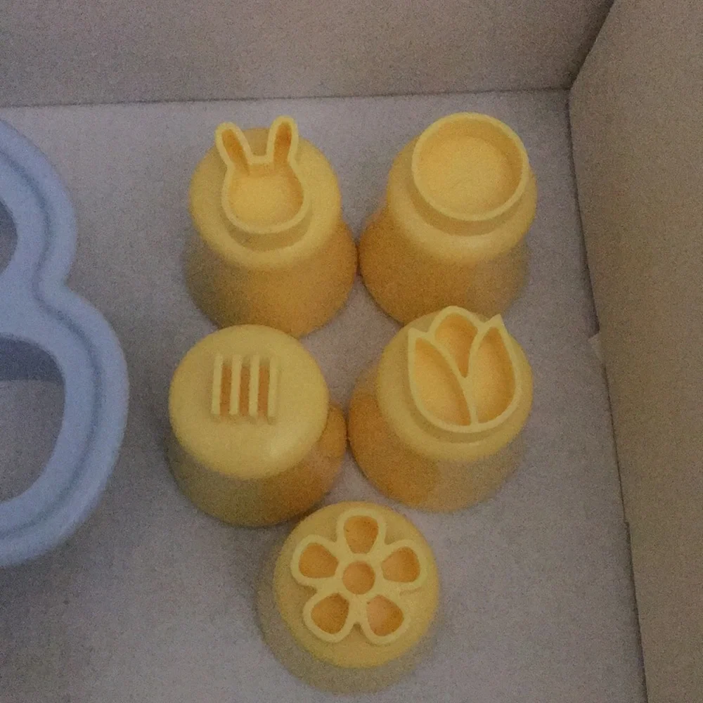 Williams-Sonoma stamp & style cookie cutters